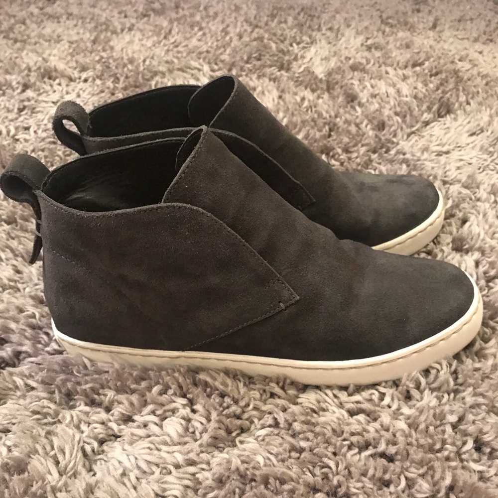 Dolce Vita Grey Sneakers